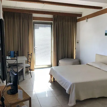 Гостевой дом Rooms&terrace Marina Stabile *